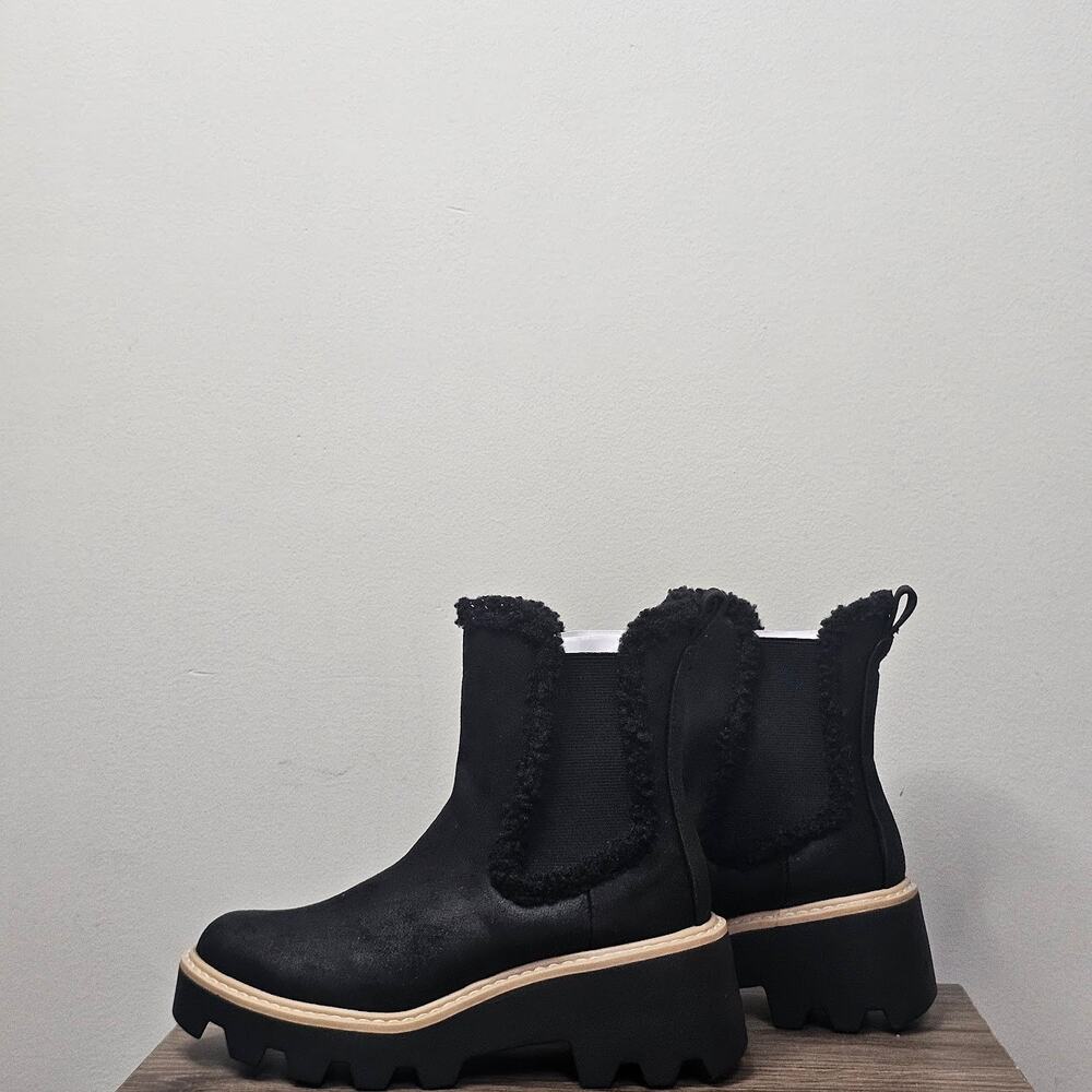 Dolce Vita Women's Vandi Mixed Media Chelsea Boots Size 6 Black NWT